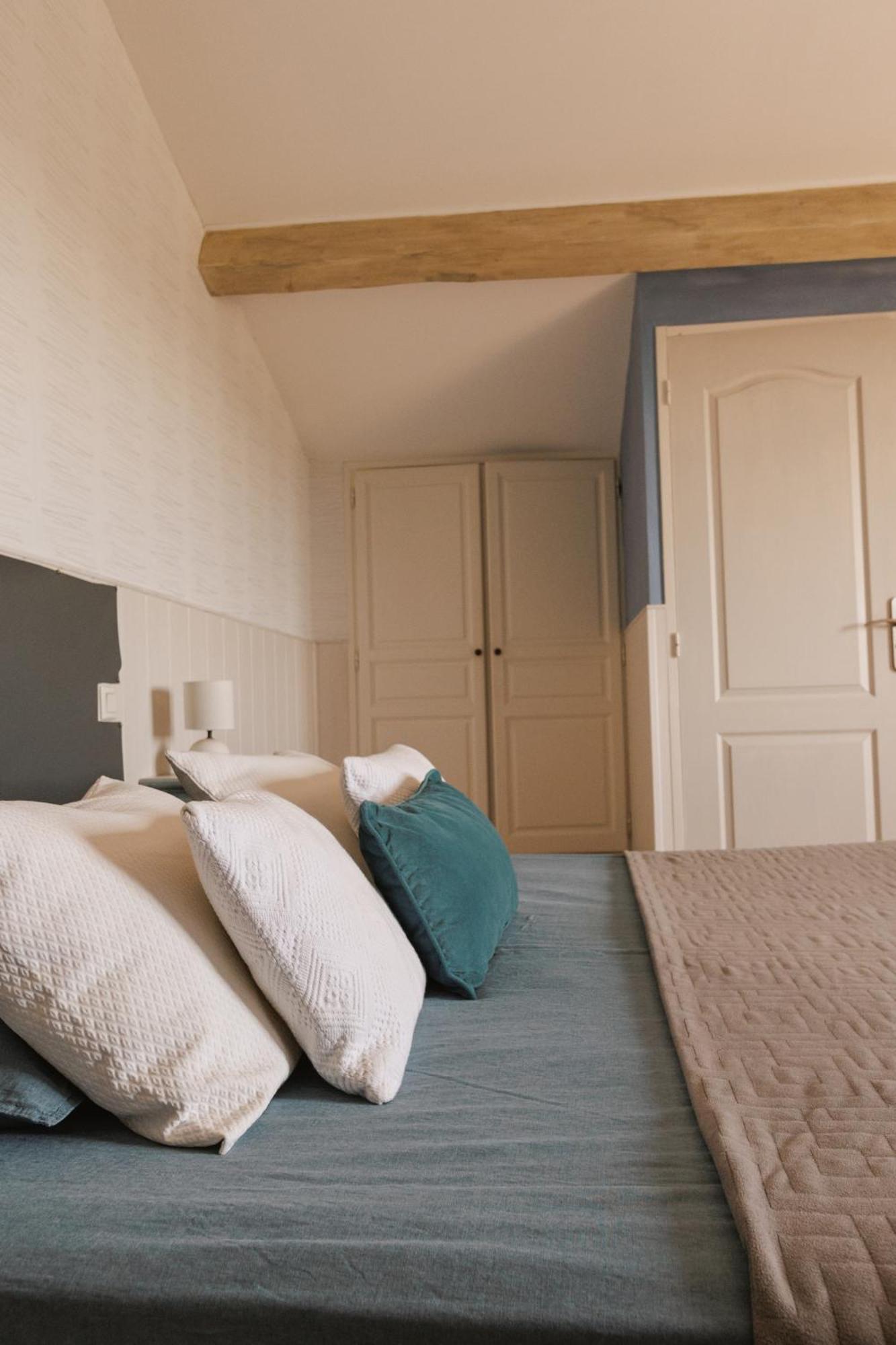 류넬 Mas Saint-Ange B&B 외부 사진